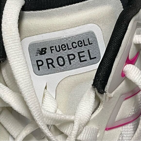 New Balance FuelCell Propel V3 MFCPRLM3 Men's White Wide Running Shoes Sz 8 (2E) - Picture 5 of 16